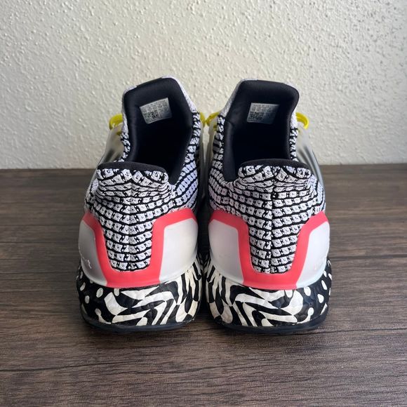 Adidas Ultraboost 5.0 DNA Multi Pattern Black White Running Shoes Mens 15 GY0326 - Picture 3 of 7